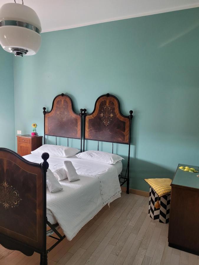 Garda Best Living Apartment เดเซนซาโนเดลการ์ดา ภายนอก รูปภาพ