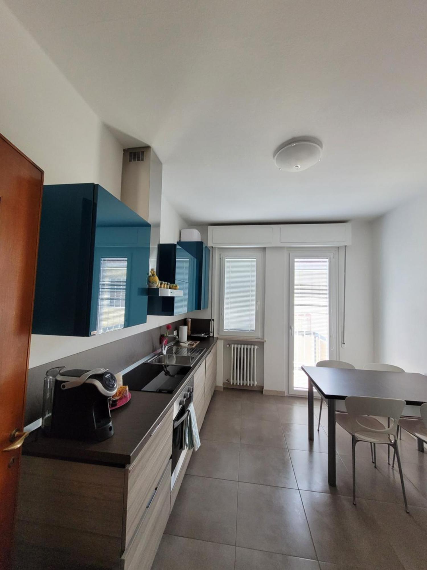 Garda Best Living Apartment เดเซนซาโนเดลการ์ดา ภายนอก รูปภาพ